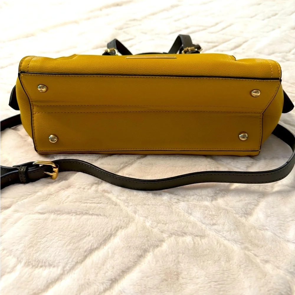 MIA chic mustard